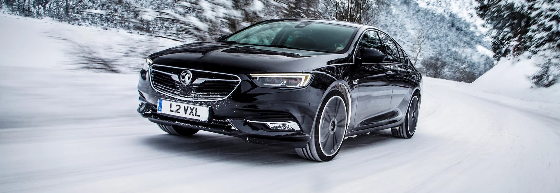 Second generation Vauxhall Insignia passes 100,000 orders